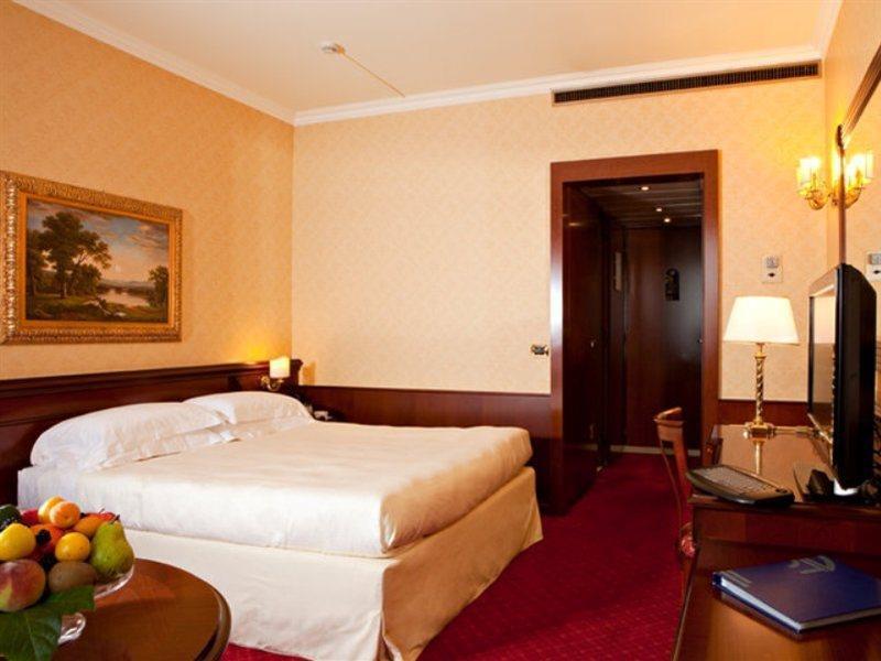 Atahotel Executive Мілан Екстер'єр фото